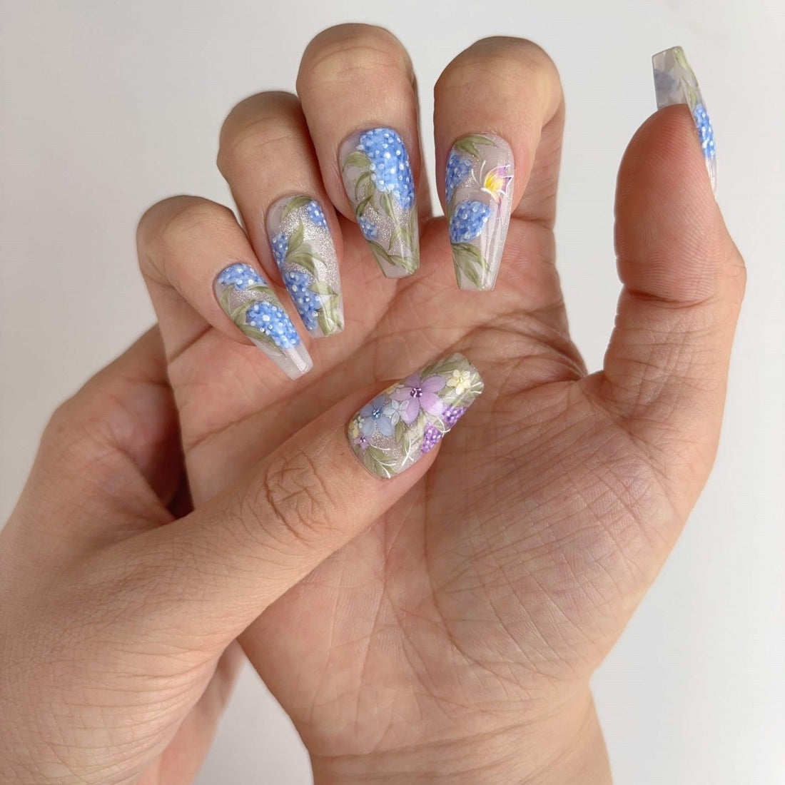 🌺 Meet Meadow Whispers: The Hand-Painted Press-Ons Blooming All Over Insta